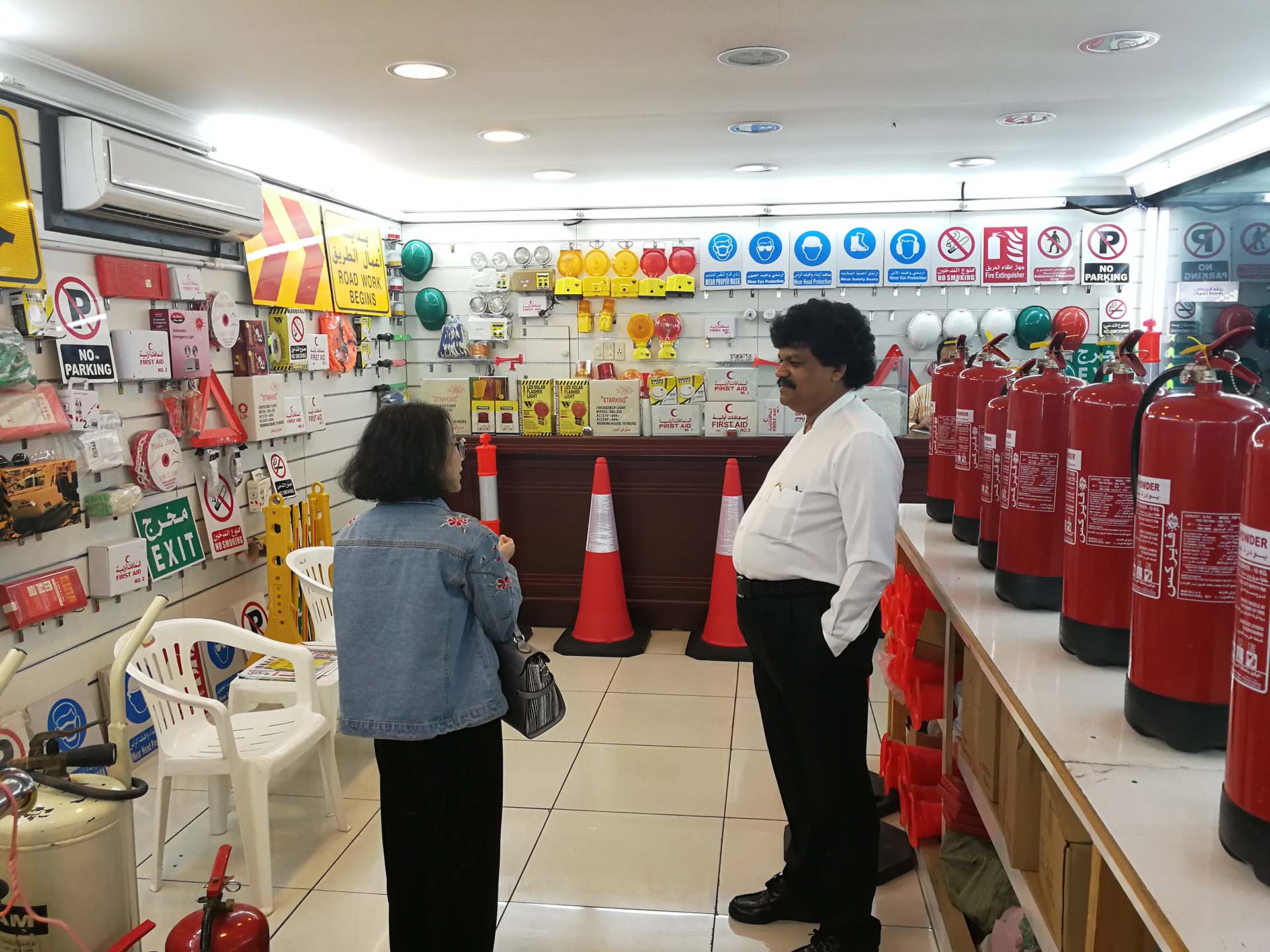 customer in exhibition