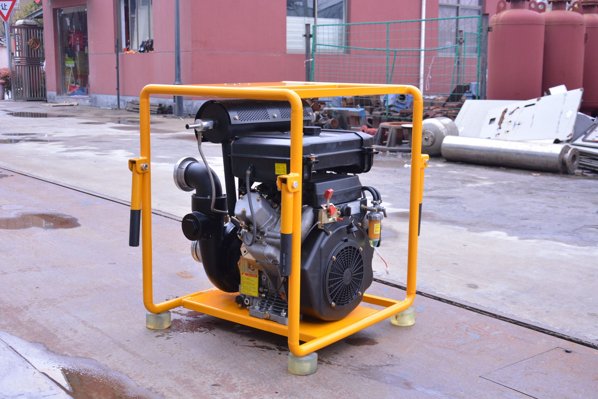 Portable diesel engine fire pump 1